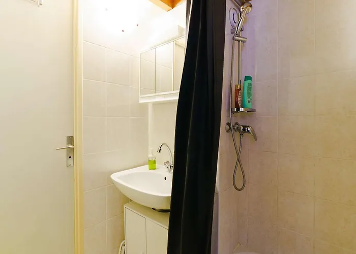 Апартаменты 4 Pers Avec Wifi, Animaux Admis, Parking Prive - Fr-1-409-142 *
